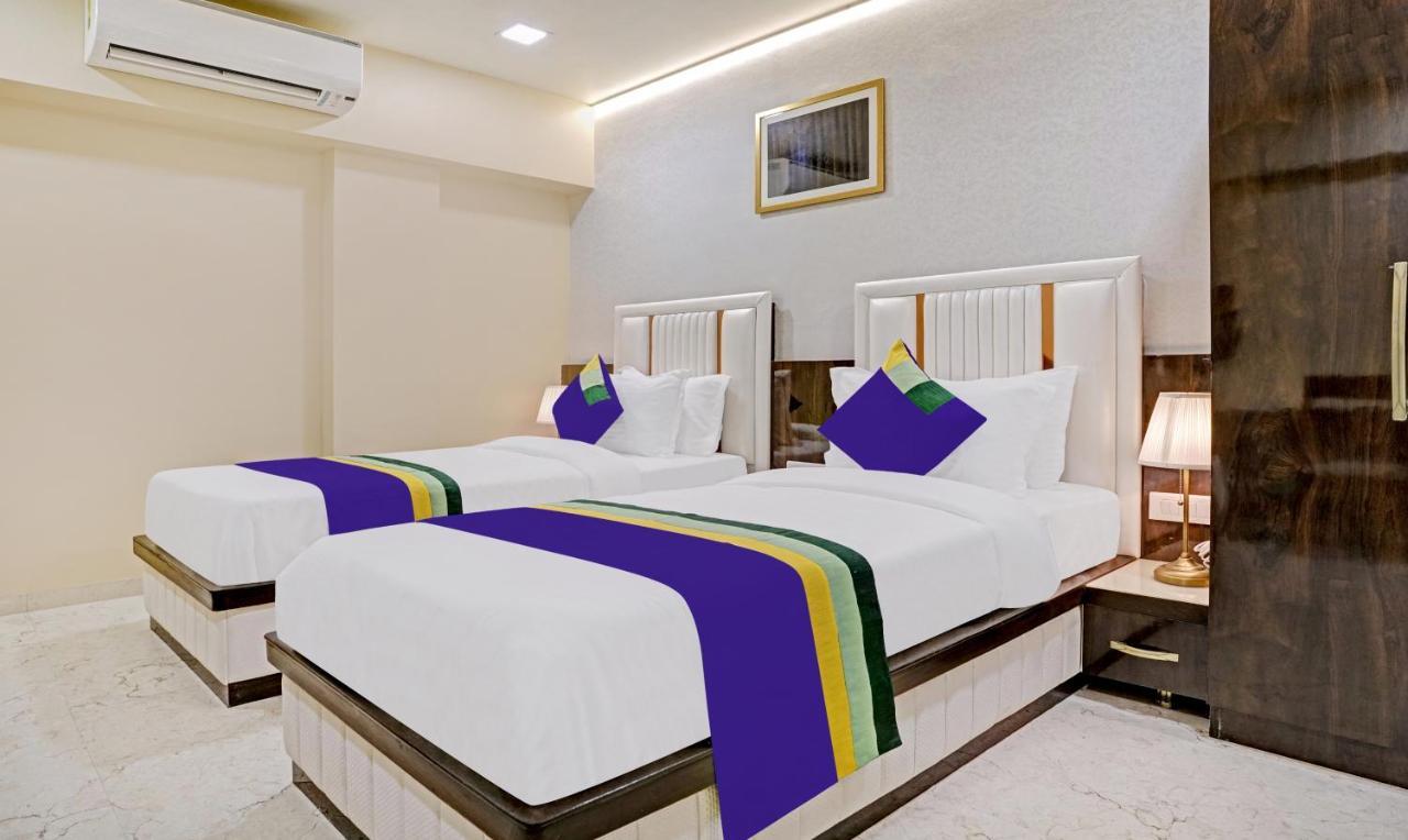 Treebo Premium Golden Bliss Trimurti Nagar Square Nagpur Esterno foto