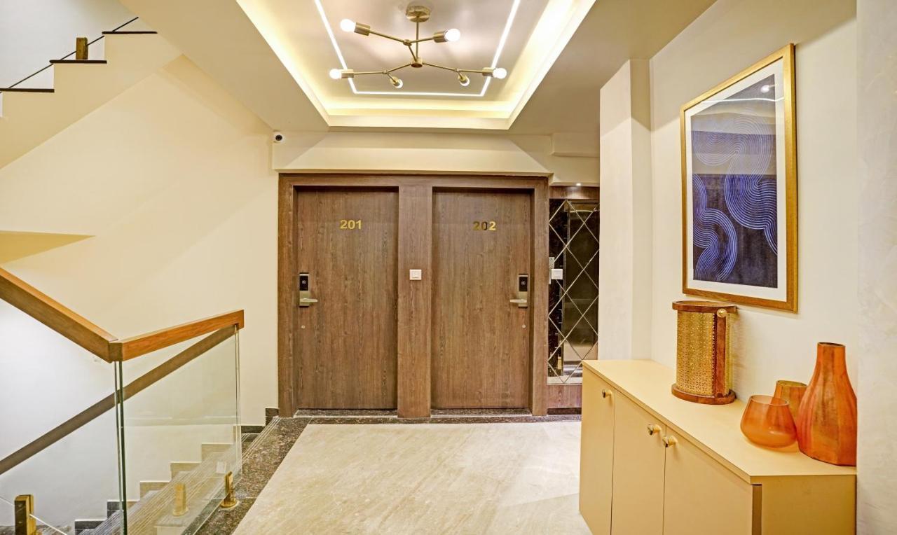 Treebo Premium Golden Bliss Trimurti Nagar Square Nagpur Esterno foto