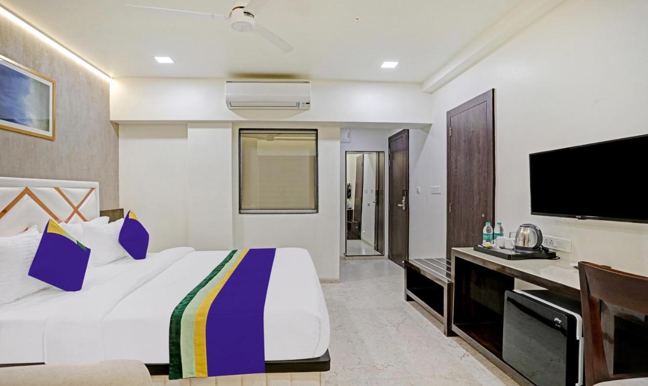 Treebo Premium Golden Bliss Trimurti Nagar Square Nagpur Esterno foto