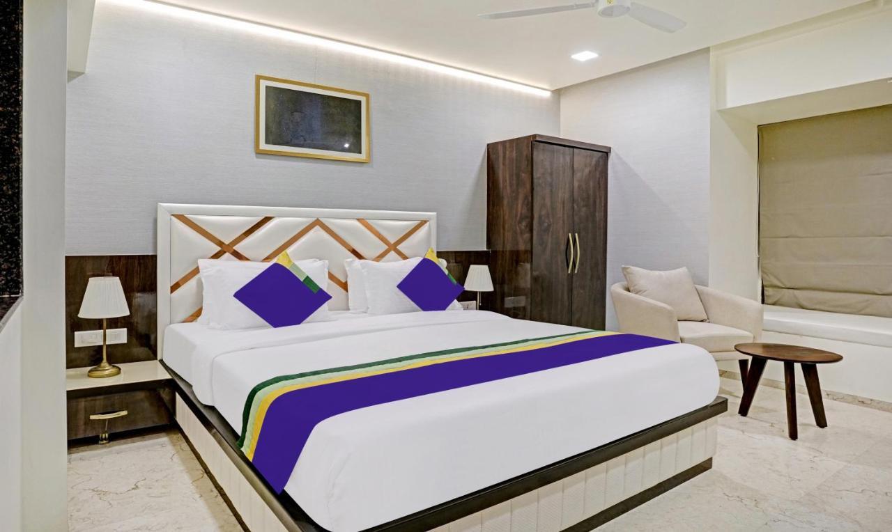 Treebo Premium Golden Bliss Trimurti Nagar Square Nagpur Esterno foto