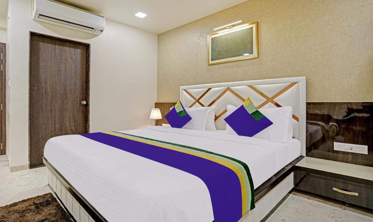 Treebo Premium Golden Bliss Trimurti Nagar Square Nagpur Esterno foto